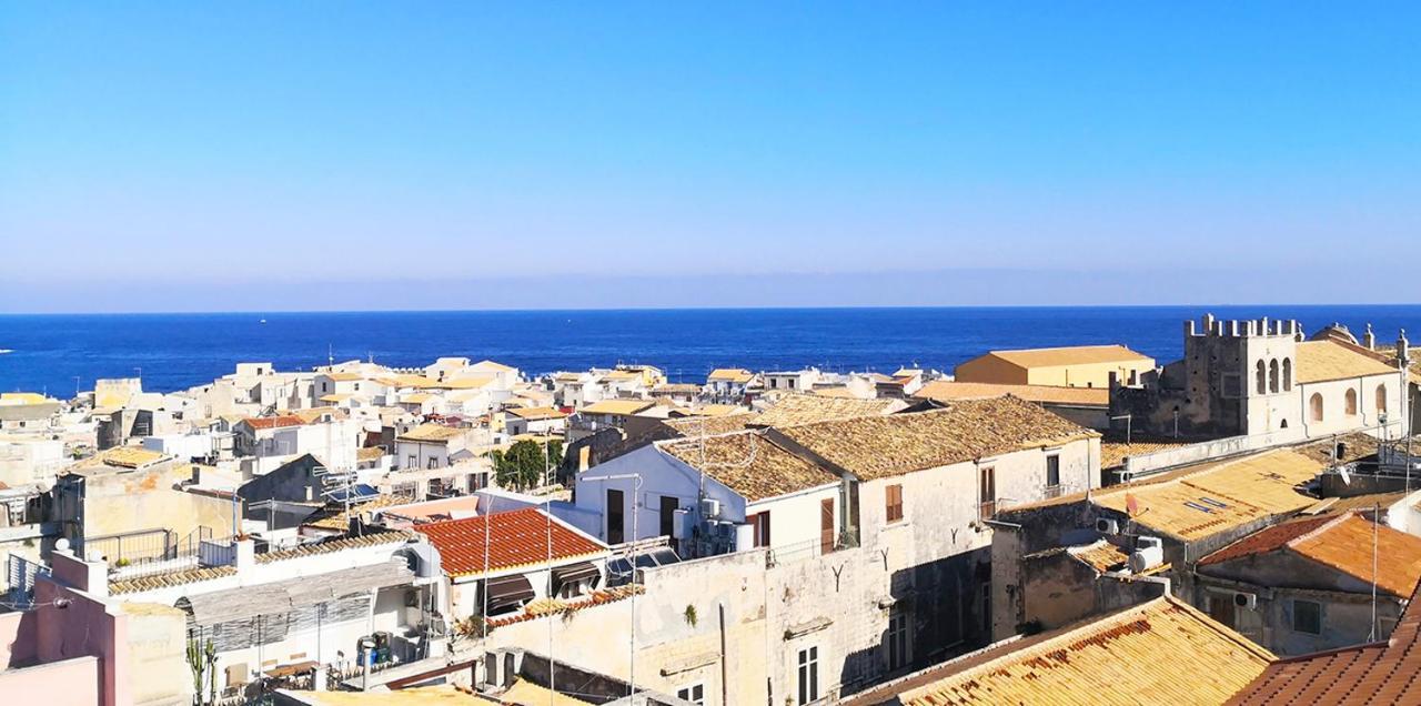 Ferienwohnung Terrazza dei Mori - Seaview terrace in Ortigia Syrakus Exterior foto