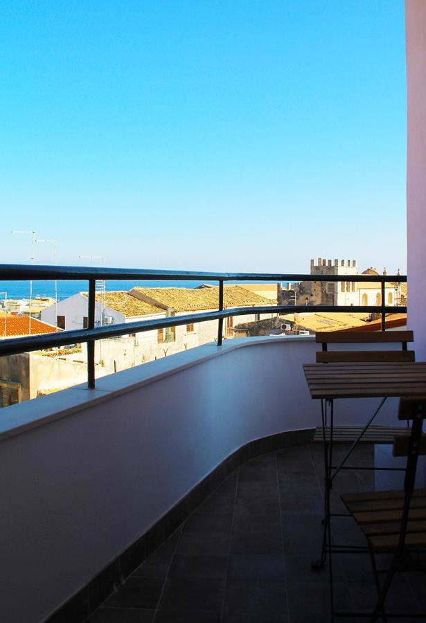 Ferienwohnung Terrazza dei Mori - Seaview terrace in Ortigia Syrakus Exterior foto