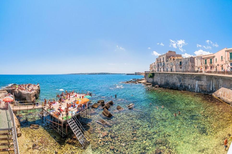 Ferienwohnung Terrazza dei Mori - Seaview terrace in Ortigia Syrakus Exterior foto